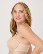 Multifunctional strapless bra